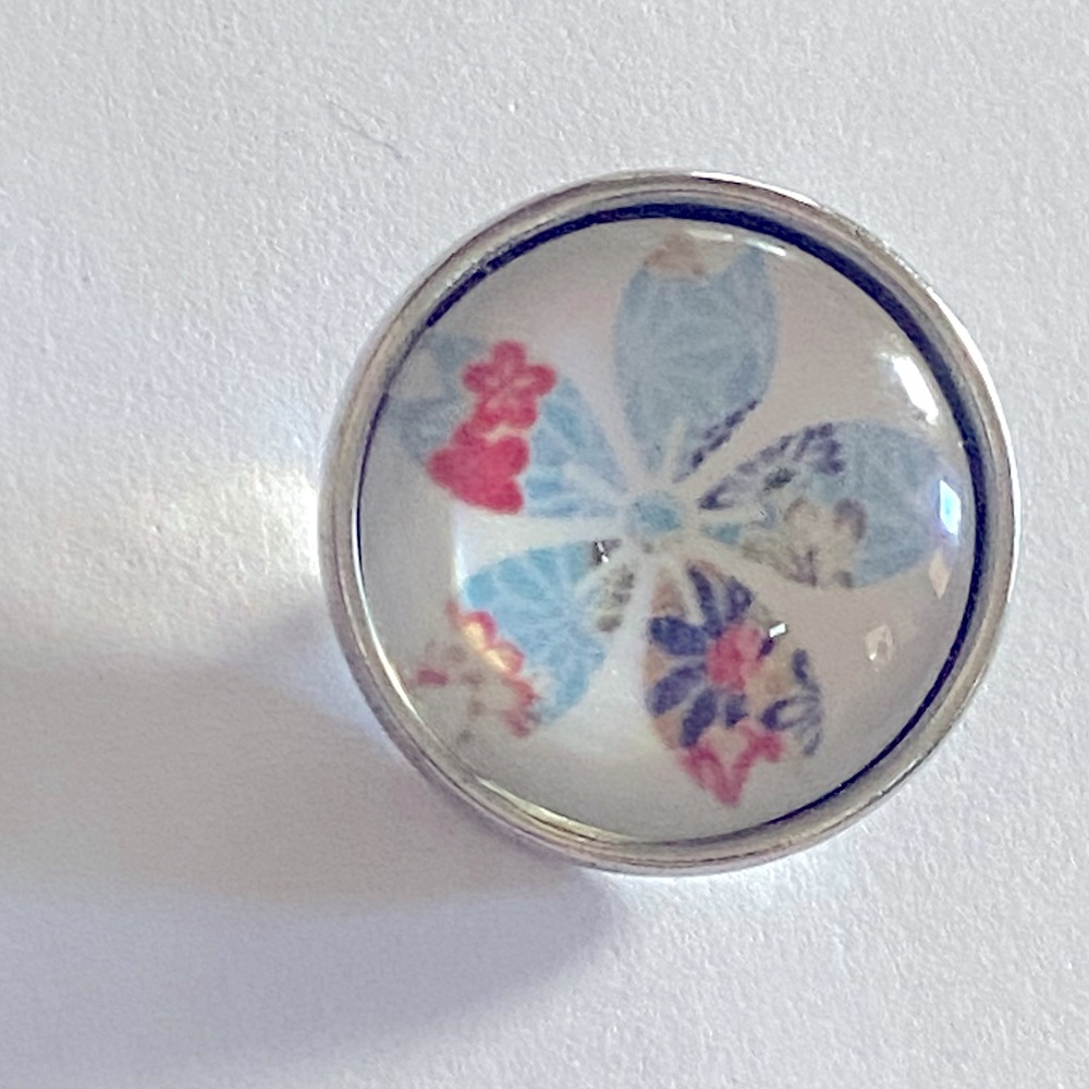 Snap Jewelry Button - Picture 1 of 4